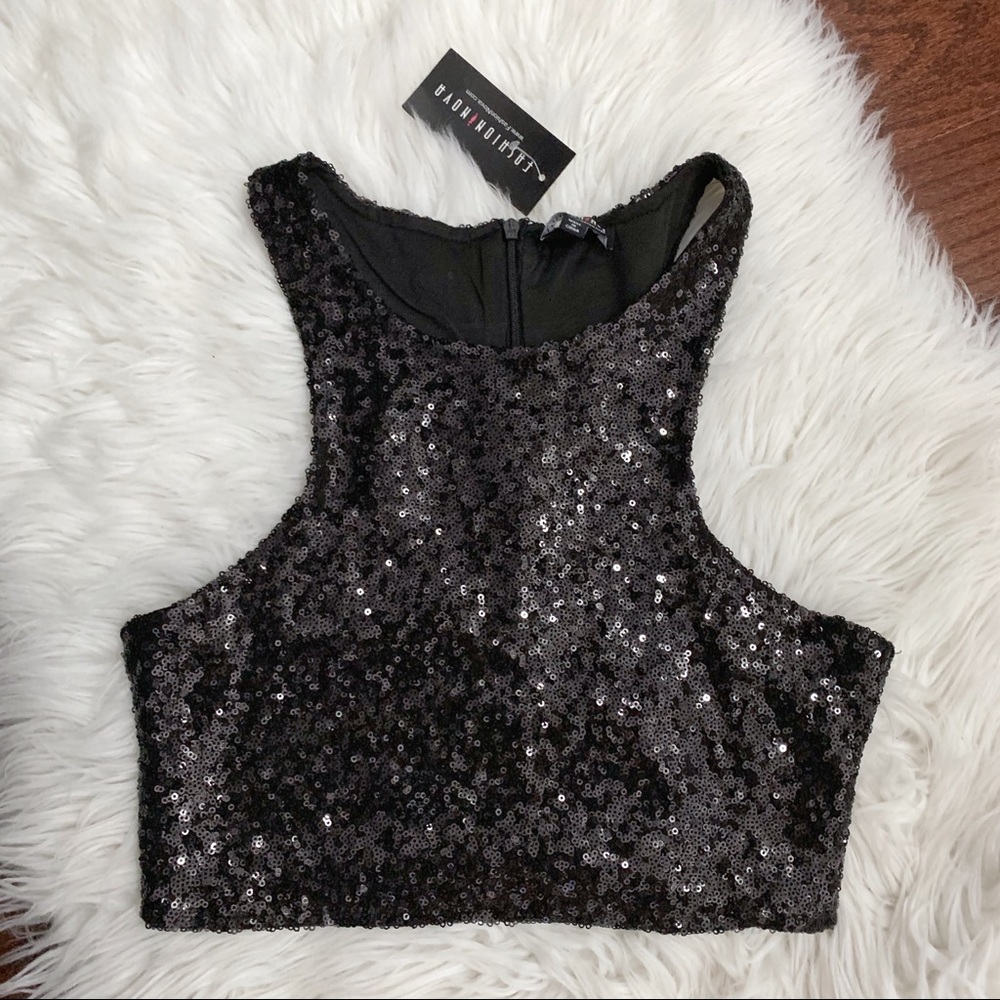 💄 2/$25 Fashion Nova Sequin Crop Top